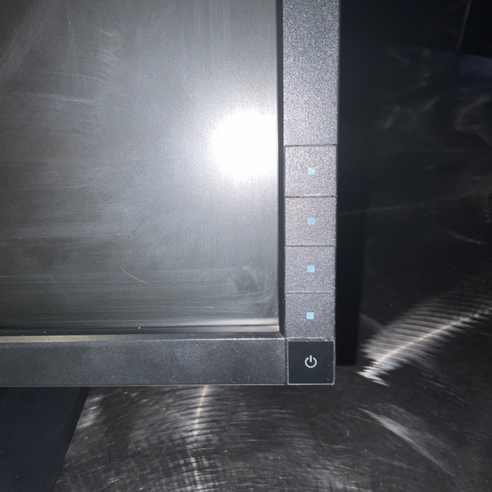 Dell Computer LCD Monitor - Picture 4 of 4